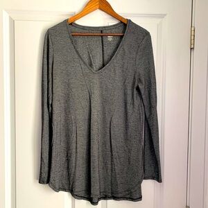 Mossimo Lightweight Heather (Black and Gray), Long Sleeve Top, Women Size L